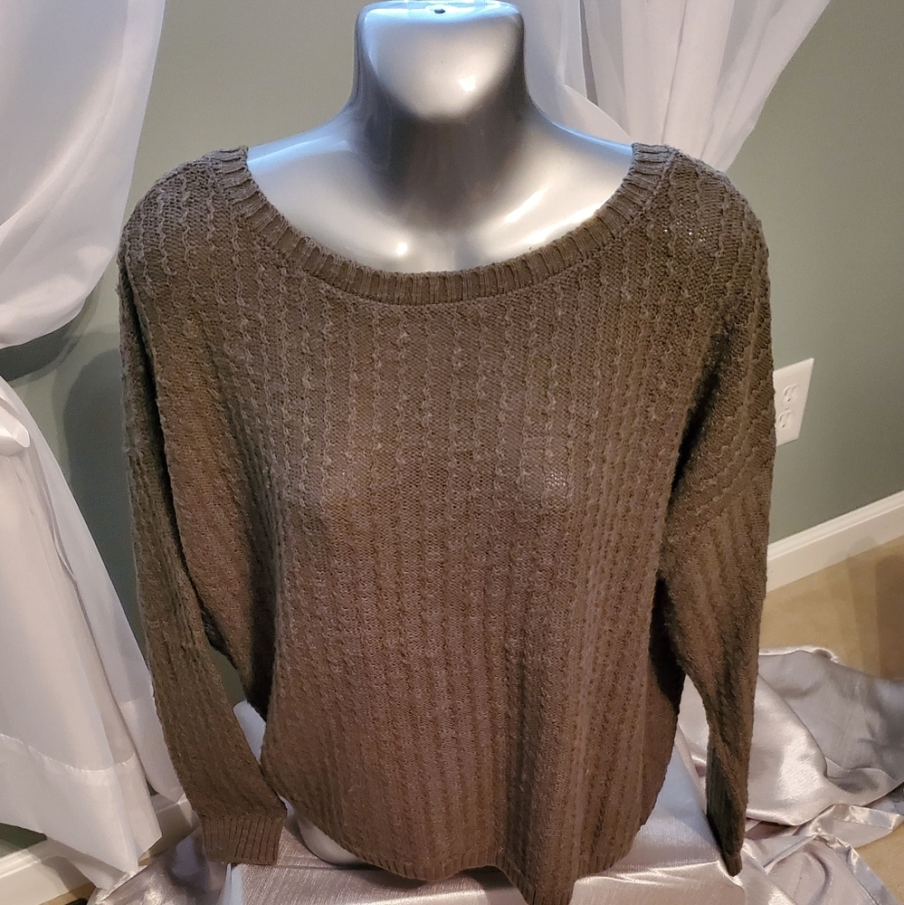 American Eagle Sweater